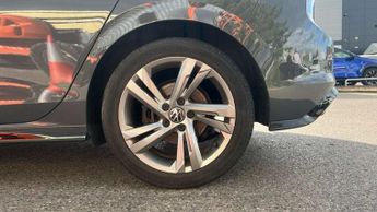 Volkswagen Golf 1.5 eTSI 150 R-Line 5dr DSG