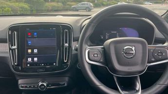 Volvo XC40 2.0 B3P Plus Dark 5dr Auto