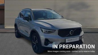 Volvo XC40 2.0 B4P Plus Dark 5dr Auto