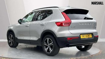 Volvo XC40 2.0 B4P Plus Dark 5dr Auto