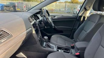 Volkswagen e-Golf 99kW e-Golf 35kWh 5dr Auto