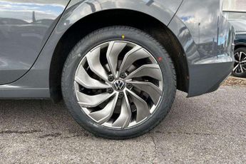 Volkswagen Golf 1.5 eTSI 150 Style 5dr DSG
