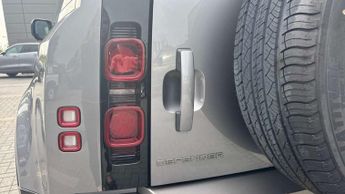 Land Rover Defender 3.0 D250 X-Dynamic HSE 90 3dr Auto