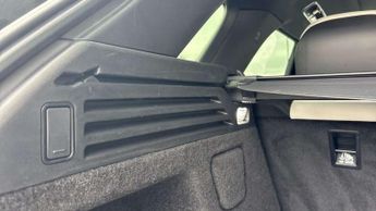 Land Rover Range Rover Sport 3.0 D300 Dynamic SE 5dr Auto