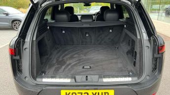 Land Rover Range Rover Sport 3.0 D300 Dynamic SE 5dr Auto