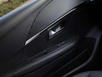 Peugeot 208 1.2 Hybrid 100 Allure 5dr e-DSC6