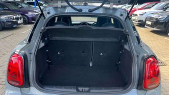 MINI Hatchback 5dr 1.5 Cooper Sport 5dr Auto