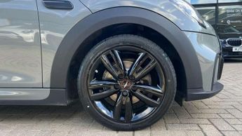 MINI Hatchback 5dr 1.5 Cooper Sport 5dr Auto