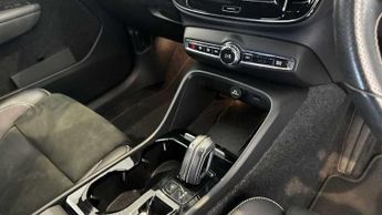 Volvo XC40 2.0 D3 R DESIGN 5dr Geartronic