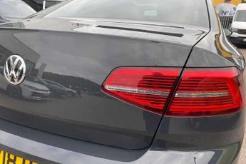 Volkswagen Passat GTE 1.4 TSI GTE Advance 4dr DSG