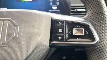 MG HS 1.5 T-GDI Trophy 5dr DCT