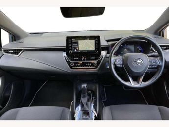 Toyota Corolla 2.0 VVT-i Hybrid Design 5dr CVT