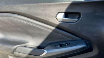 Nissan Juke 1.0 DiG-T N-Connecta 5dr DCT