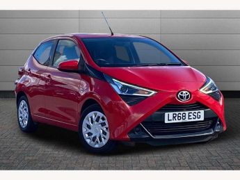 Toyota AYGO 1.0 VVT-i X-Play 5dr x-shift
