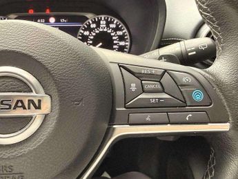 Nissan Juke 1.0 DiG-T Tekna 5dr DCT