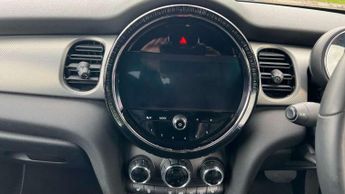 MINI Hatchback 5dr 1.5 Cooper Exclusive 5dr Auto