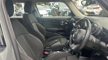 MINI Hatchback 5dr 2.0 Cooper S Classic 5dr Auto