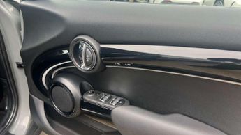 MINI Hatchback 5dr 2.0 Cooper S Classic 5dr Auto