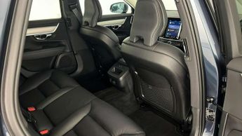 Volvo V90 2.0 B4P Momentum 5dr Auto