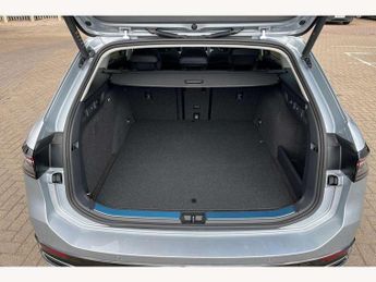 Volkswagen Passat Estate 1.5 TSI eHybrid Elegance 5dr DSG