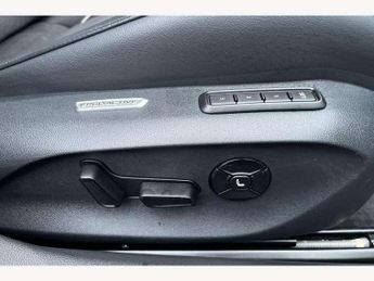 Volkswagen Passat Estate 1.5 TSI eHybrid Elegance 5dr DSG