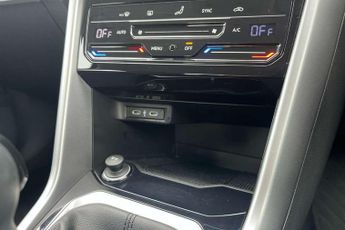 Volkswagen T-Roc 1.5 TSI Life 5dr DSG