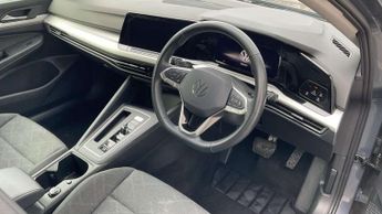 Volkswagen Golf 2.0 TDI Life 5dr DSG