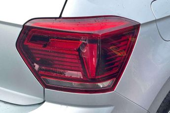 Volkswagen Polo 1.0 TSI 115 SEL 5dr DSG