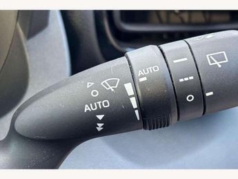 Toyota Yaris 1.5 Hybrid Icon 5dr CVT