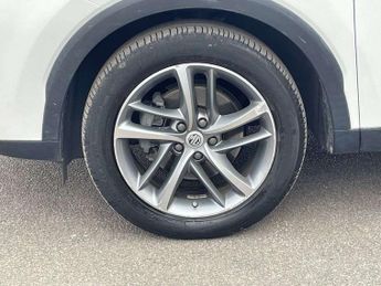 MG HS 1.5 T-GDI Exclusive 5dr DCT