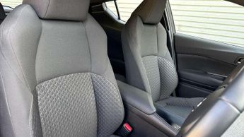 Toyota C-HR 1.8 Hybrid Icon 5dr CVT