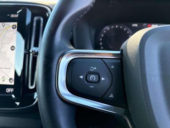 Volvo XC40 1.5 T3 [163] R DESIGN 5dr Geartronic
