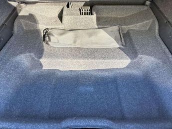 Volvo XC40 1.5 T3 [163] R DESIGN 5dr Geartronic