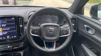 Volvo XC40 1.5 T5 Recharge PHEV R DESIGN Pro 5dr Auto