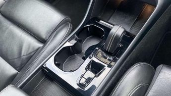 Volvo XC40 1.5 T5 Recharge PHEV R DESIGN Pro 5dr Auto