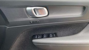 Volvo XC40 1.5 T5 Recharge PHEV R DESIGN Pro 5dr Auto