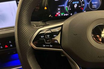 Volkswagen Golf GTE 1.4 TSI GTE 5dr DSG