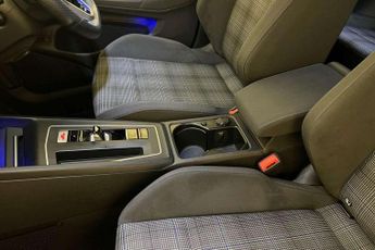 Volkswagen Golf GTE 1.4 TSI GTE 5dr DSG