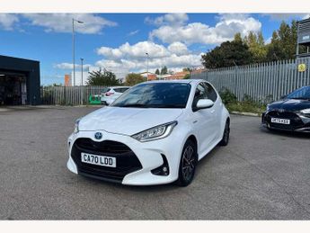 Toyota Yaris 1.5 Hybrid Design 5dr CVT