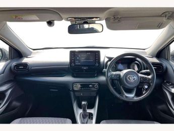 Toyota Yaris 1.5 Hybrid Design 5dr CVT