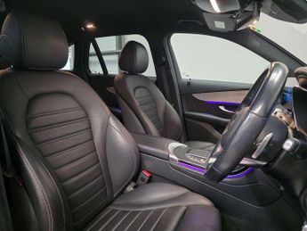Mercedes-Benz GLC GLC 300d 4Matic AMG Line Premium 5dr 9G-Tronic