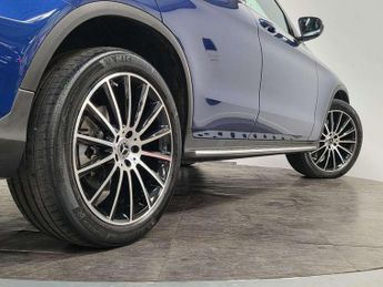 Mercedes-Benz GLC GLC 300d 4Matic AMG Line Premium 5dr 9G-Tronic