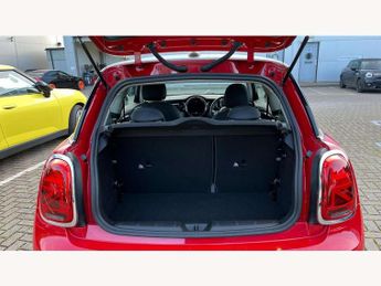 MINI Hatchback 1.5 Cooper Classic 3dr Auto