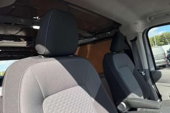 Volkswagen Transporter 2.0 TDI 150 Commerce Pro Van Auto