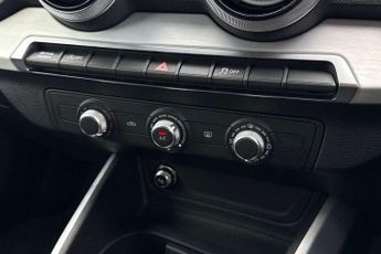 Audi Q2 35 TFSI Black Edition 5dr S Tronic