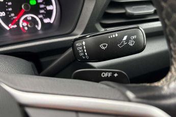 Volkswagen Caddy Maxi 2.0 TDI 122PS Commerce Pro Van DSG