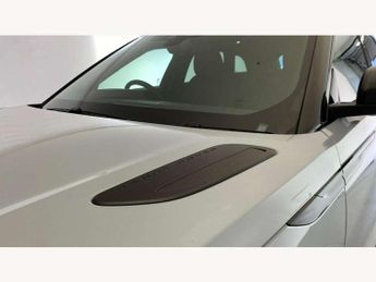 Land Rover Range Rover Velar 2.0 D200 MHEV Dynamic SE 5dr Auto