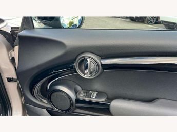 MINI Hatchback 1.5 Cooper Sport 3dr Auto