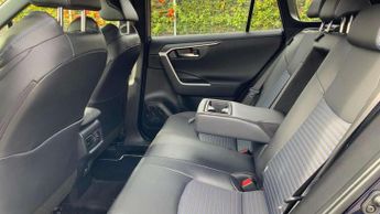 Toyota RAV4 2.5 VVT-i Hybrid Dynamic 5dr CVT