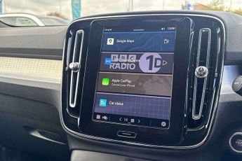 Volvo XC40 2.0 B3P Core 5dr Auto
